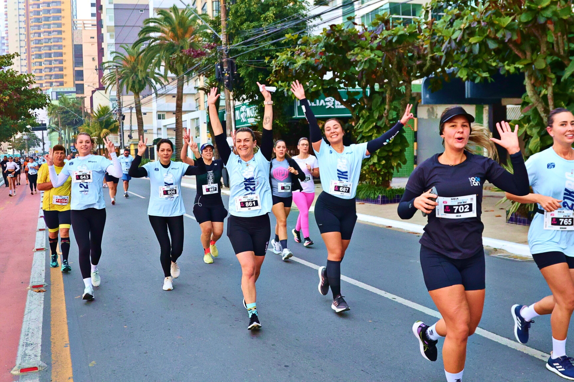 Atletas em movimento